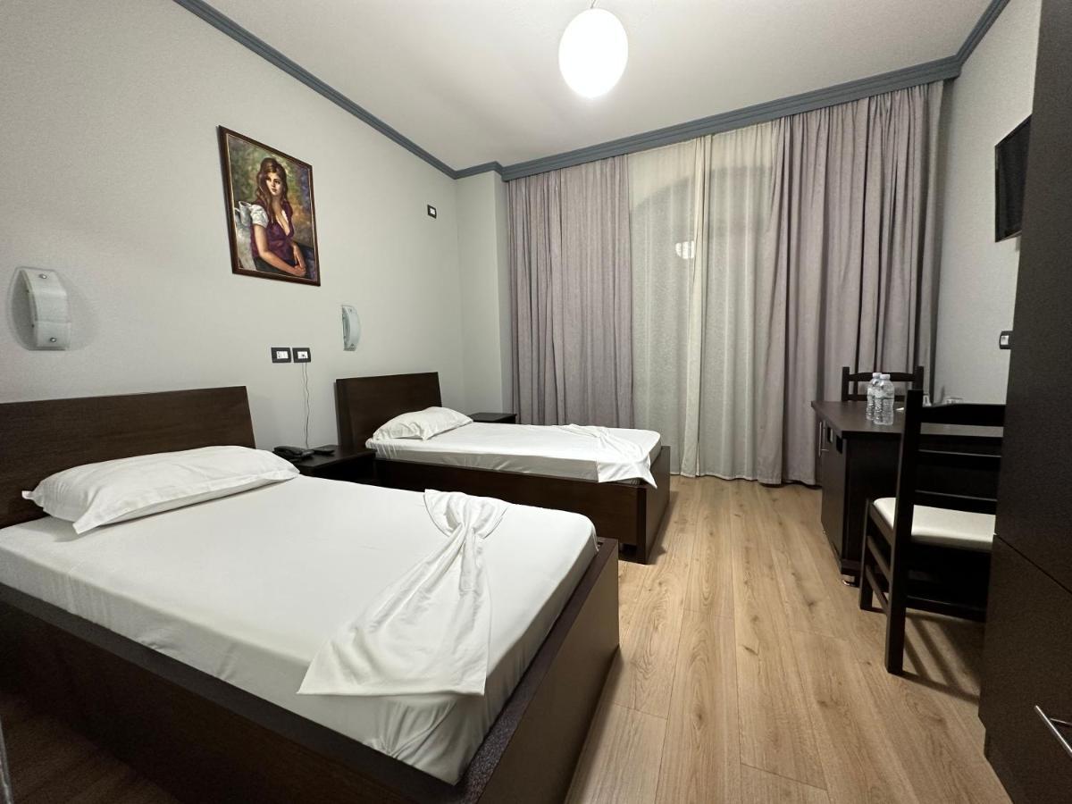 Panorama Rooms Hotel Near The Old Bazaar Kruje Exterior photo