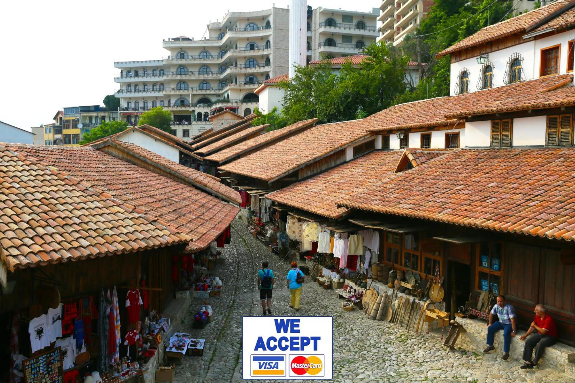 Panorama Rooms Hotel Near The Old Bazaar Kruje Exterior photo