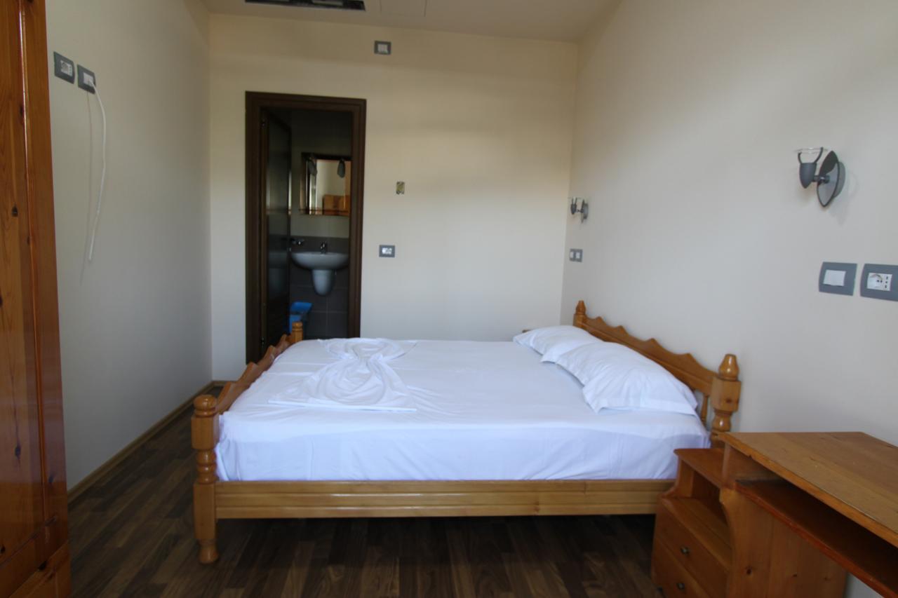 Panorama Rooms Hotel Near The Old Bazaar Kruje Exterior photo