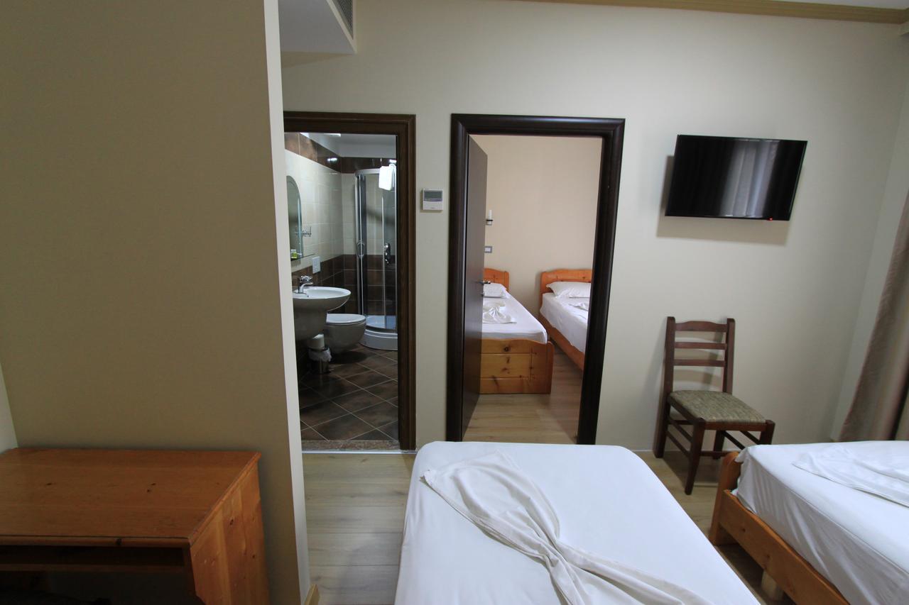 Panorama Rooms Hotel Near The Old Bazaar Kruje Exterior photo